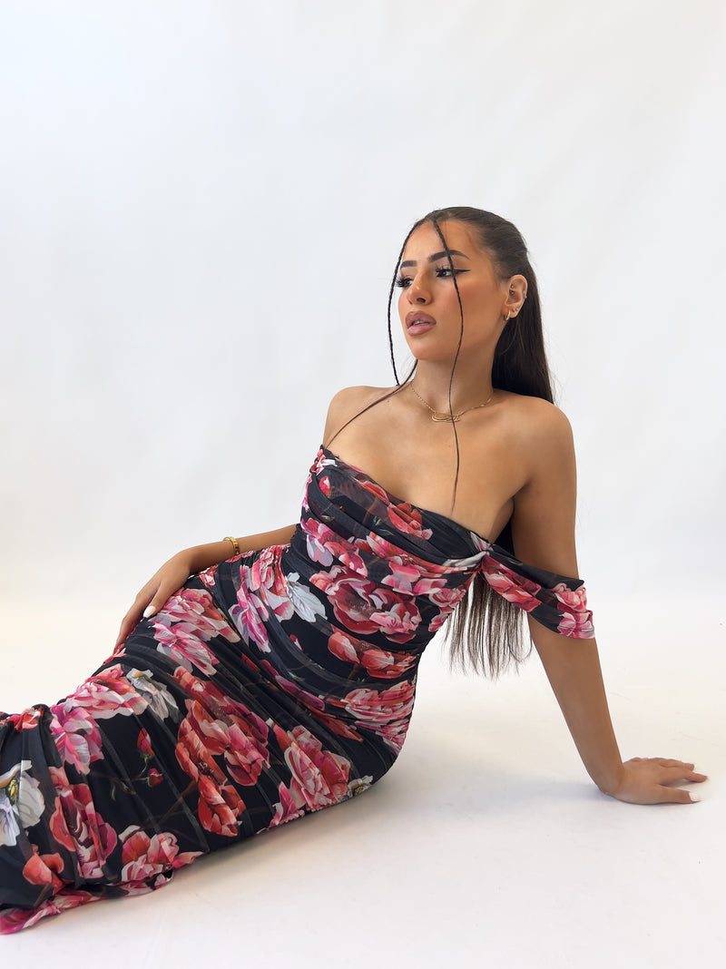 Regan Maxi Dress - Black Florals